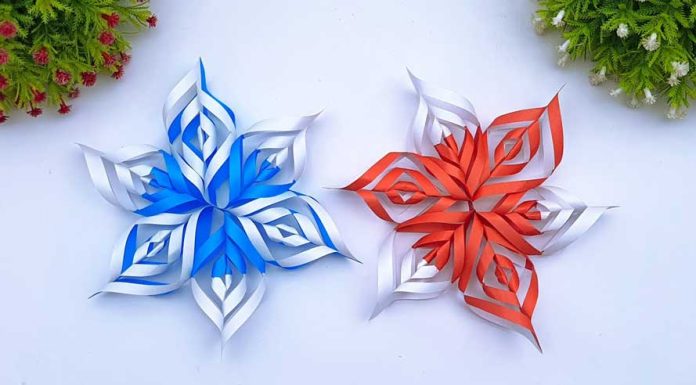 How To Make 3D Christmas Snowflakes